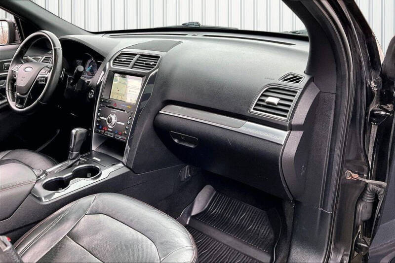 2018 Ford Explorer Sport