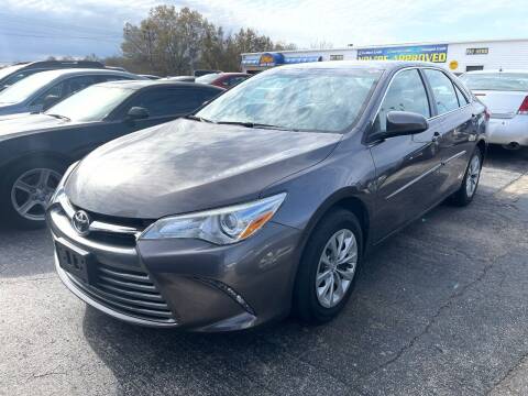 2017 Toyota Camry for sale at Greg's Auto Sales in Poplar Bluff MO