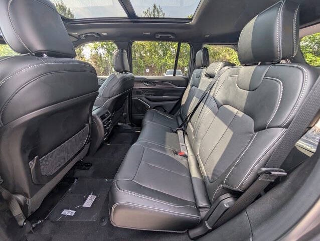 2025 Jeep Grand Cherokee Overland