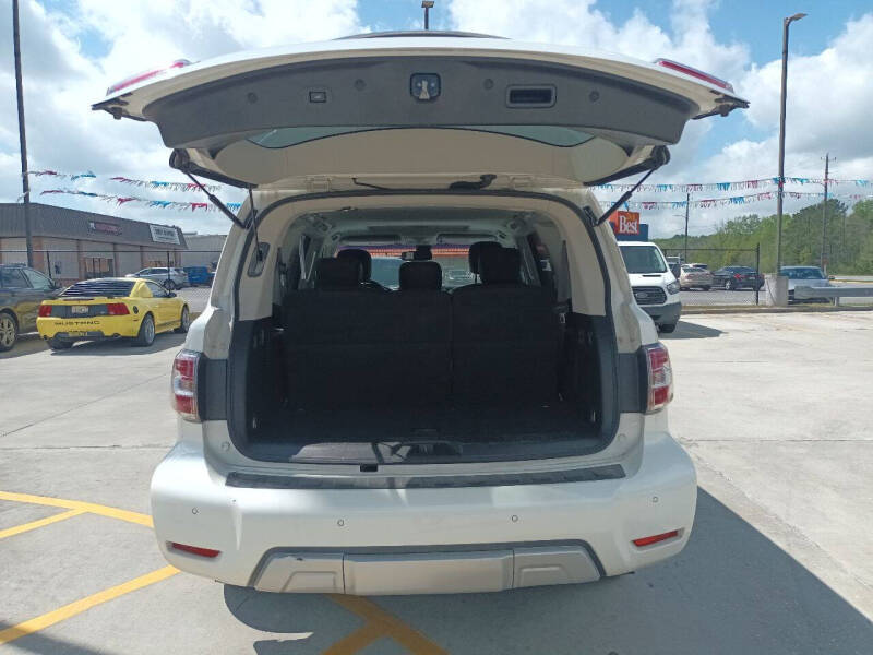 2017 Nissan Armada SV