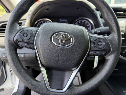 2019 Toyota Camry LE