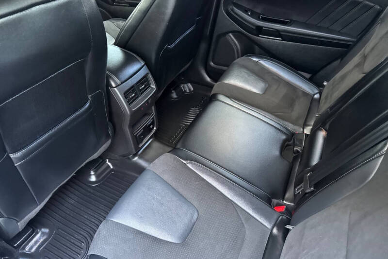 2018 Ford Edge Sport