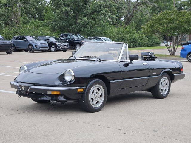 1989 Alfa Romeo Spider Veloce