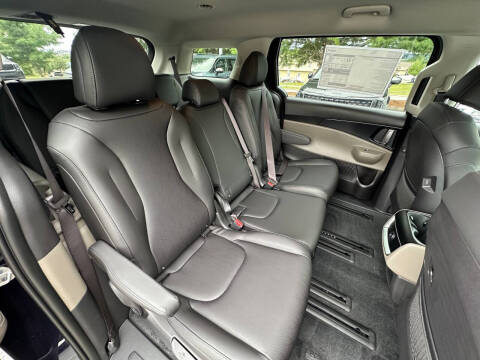 2026 Kia Carnival Hybrid LXS