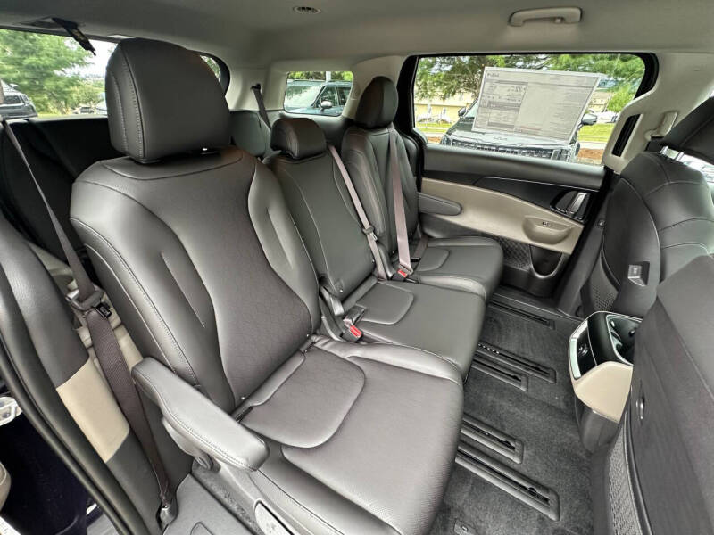 2026 Kia Carnival Hybrid LXS