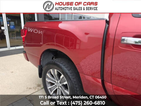 2017 Nissan Titan