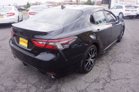 2022 Toyota Camry SE