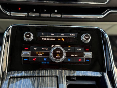 2021 Lincoln Navigator Black Label