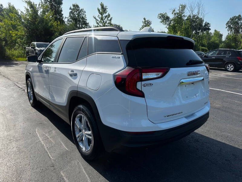 2024 GMC Terrain SLE