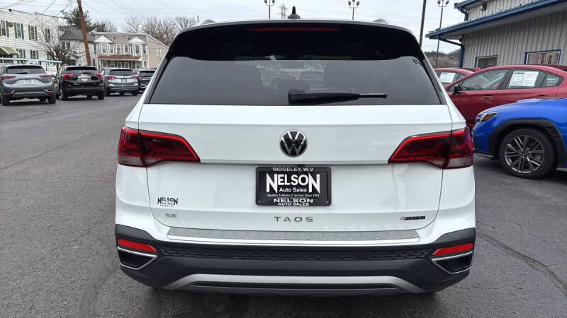 2023 Volkswagen Taos SE 4Motion