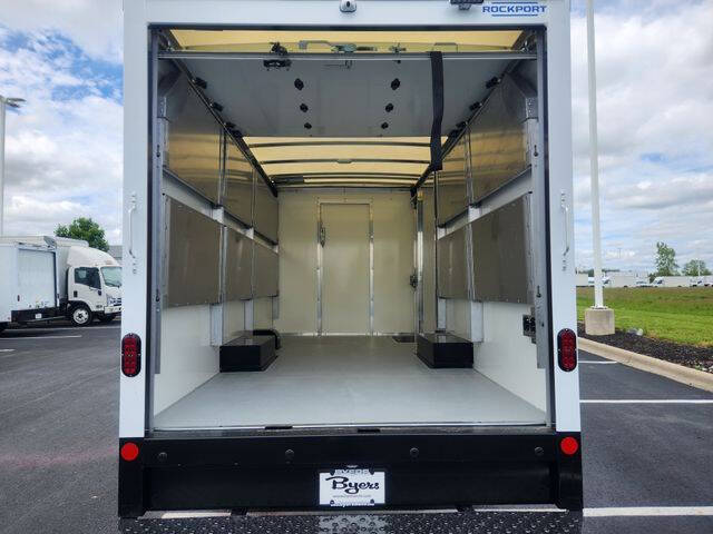 2024 Chevrolet Express 3500