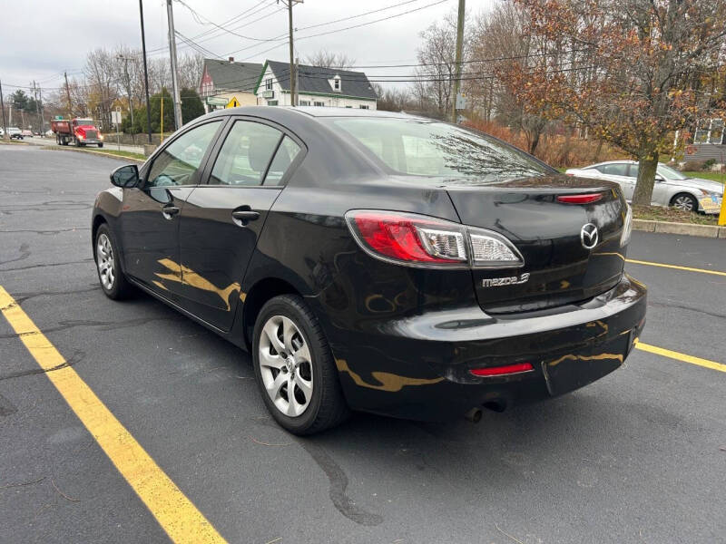2013 Mazda MAZDA3 i SV
