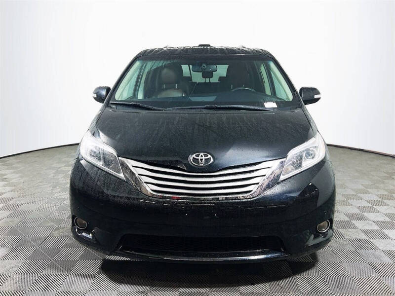 2015 Toyota Sienna Limited Premium 7-Passenger