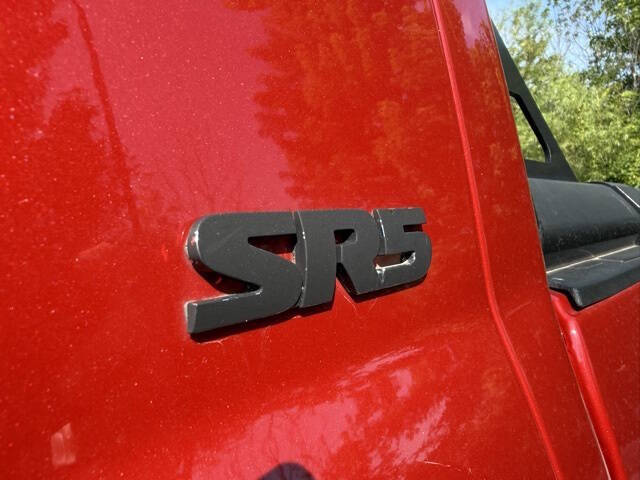 2017 Toyota Tundra SR5