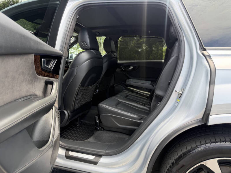 2019 Audi Q7 quattro Prestige 55 TFSI