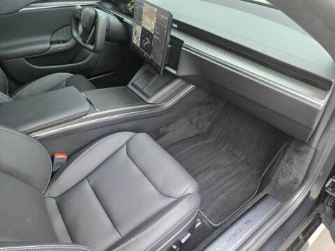 2024 Tesla Model S Plaid