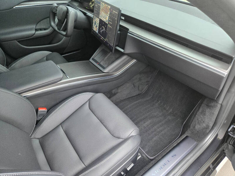 2024 Tesla Model S Plaid