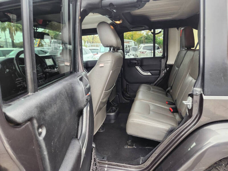 2014 Jeep Wrangler Unlimited Sahara