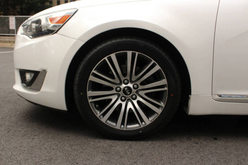 2014 Kia Cadenza Premium