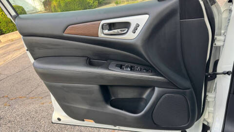 2018 Nissan Pathfinder Platinum