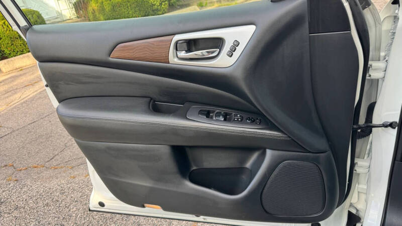 2018 Nissan Pathfinder Platinum