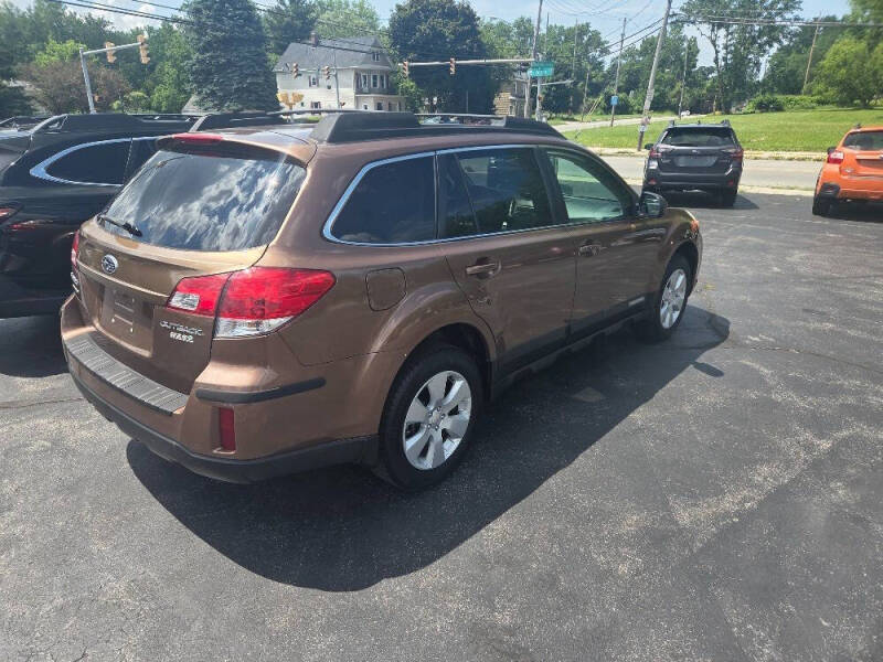 2011 Subaru Outback 2.5i Premium