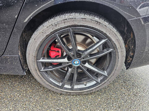 2022 BMW 3 Series 330e xDrive