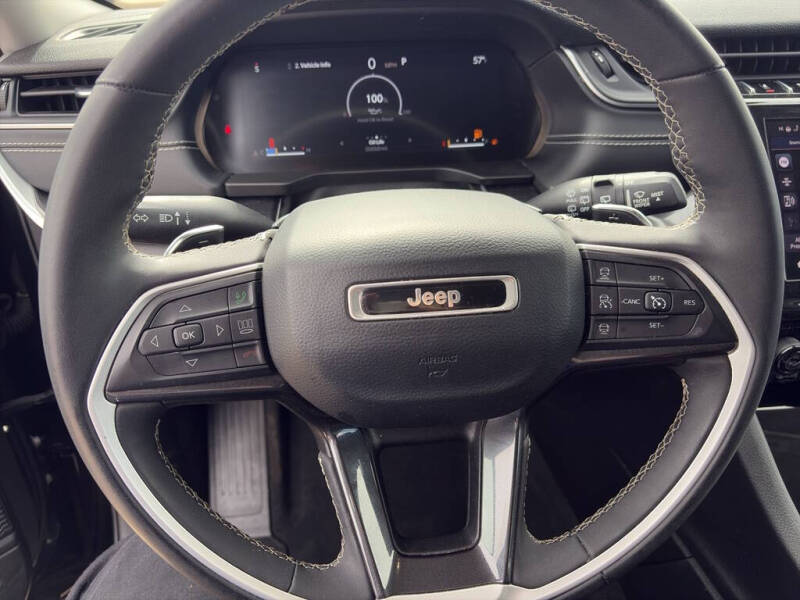 2023 Jeep Grand Cherokee L Laredo