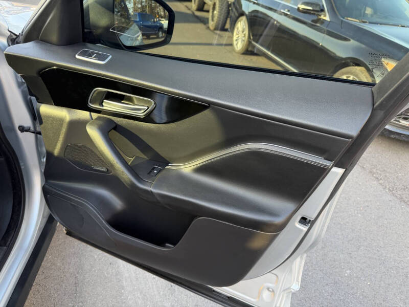 2017 Jaguar F-PACE S