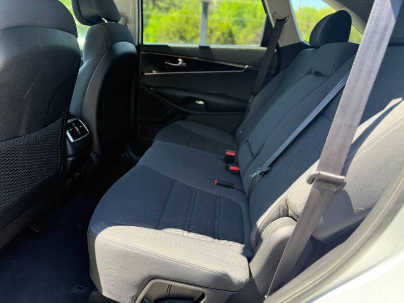 2016 Kia Sorento LX