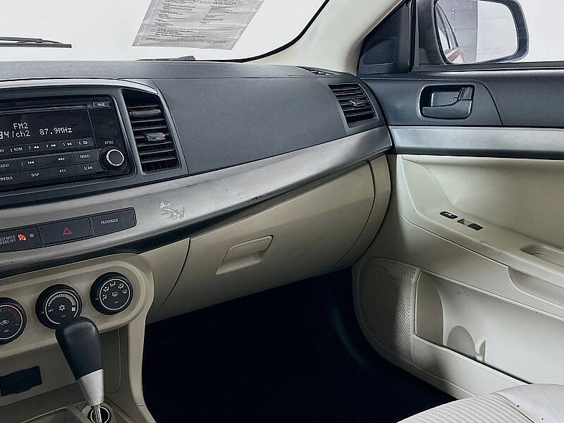 2014 Mitsubishi Lancer ES