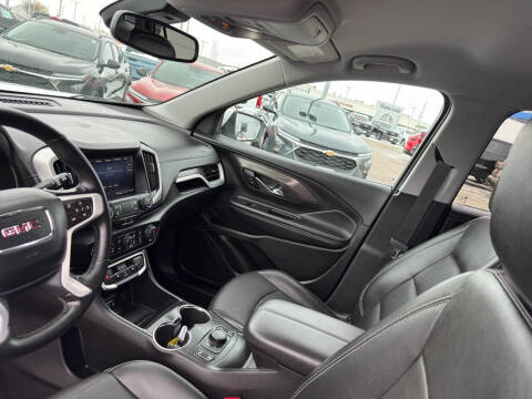 2024 GMC Terrain SLT