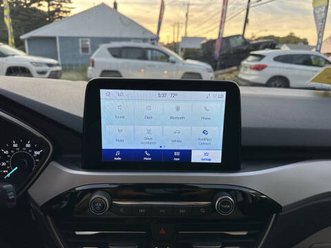 2022 Ford Escape SEL