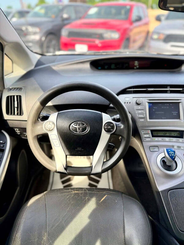 2012 Toyota Prius Two