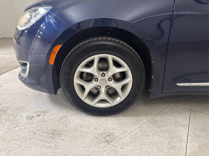 2018 Chrysler Pacifica Touring L Plus