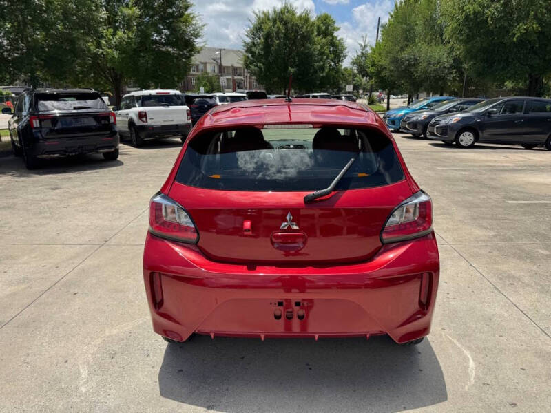 2024 Mitsubishi Mirage ES