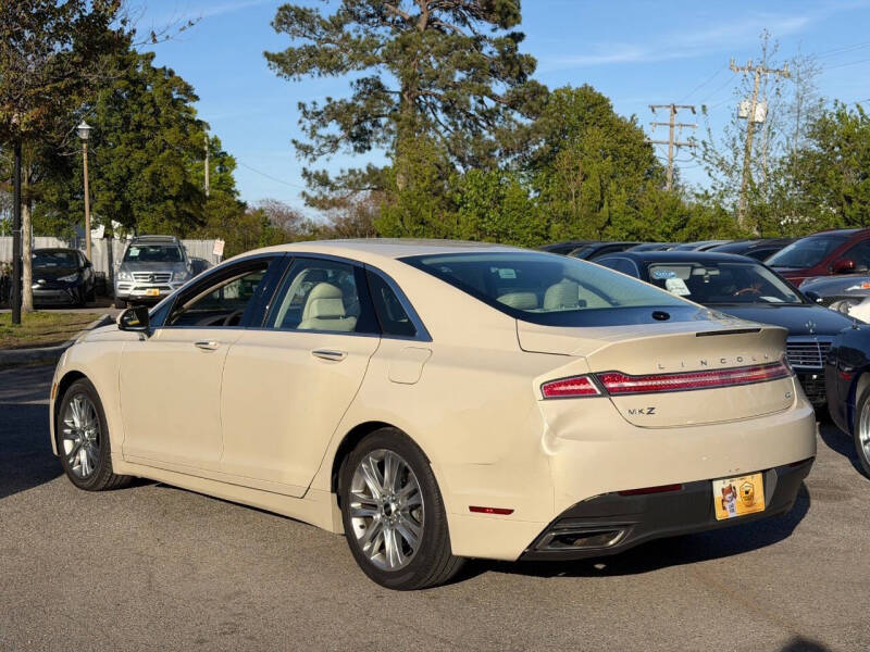 2014 Lincoln MKZ Hybrid
