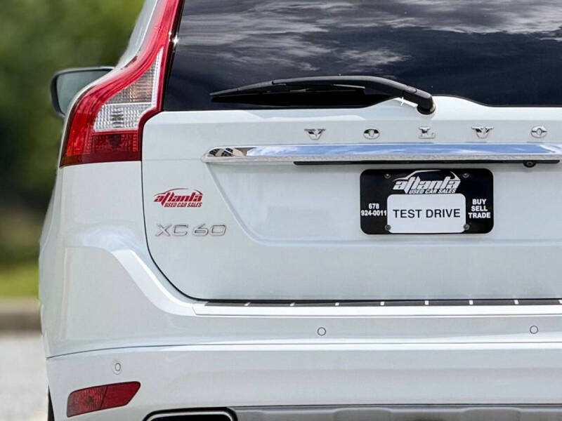 2016 Volvo XC60 T5 Drive-E Premier