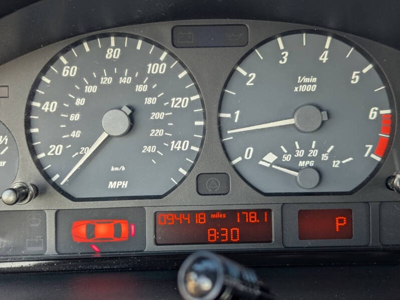 2002 BMW 3 Series 325Ci