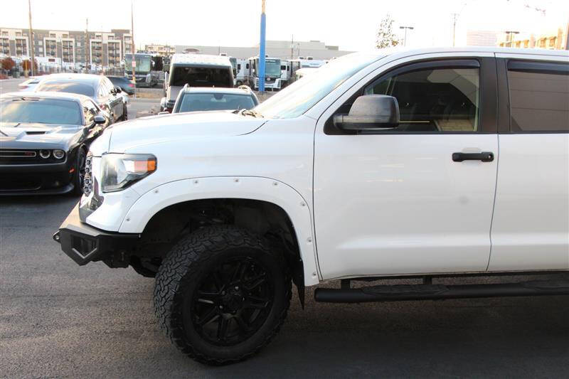 2018 Toyota Tundra SR5