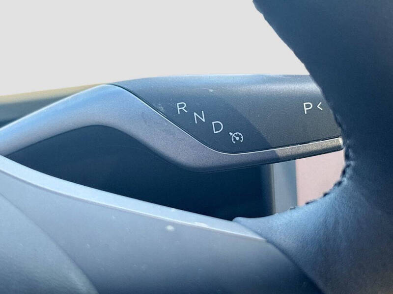 2024 Tesla Model Y Performance
