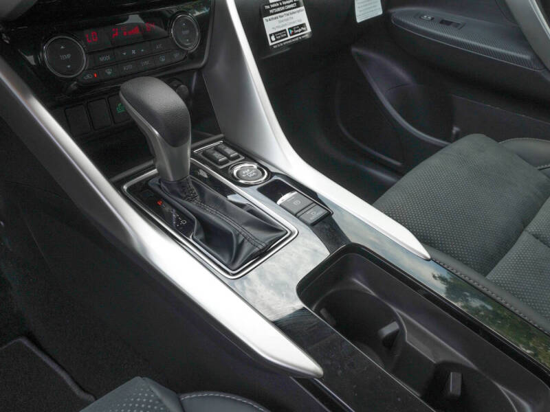 2026 Mitsubishi Eclipse Cross SE