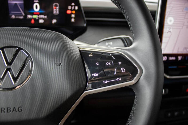 2025 Volkswagen ID. Buzz Pro S Plus