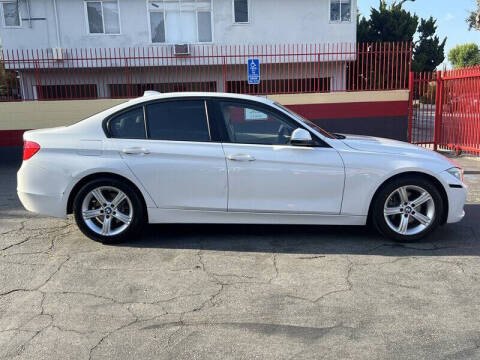 2014 BMW 3 Series 320i