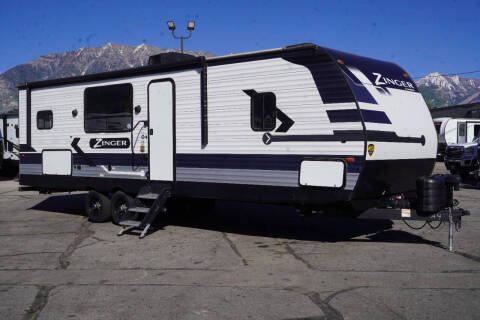 2022 Crossroads RV Zinger