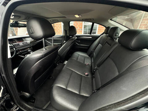 2015 BMW 5 Series 528i xDrive