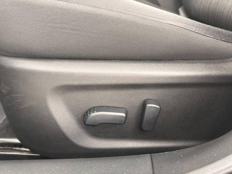 2025 Nissan Altima SV - Photo 11