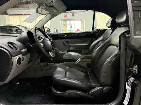 2005 Volkswagen New Beetle Convertible GLS