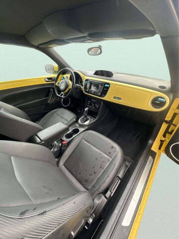 2013 Volkswagen Beetle Convertible