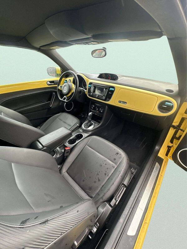 2013 Volkswagen Beetle Convertible